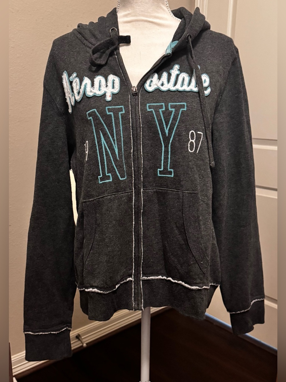 Aeropostale Women’s Gray Fleece Full Zip Hoodie NYC Graphic Logo XL